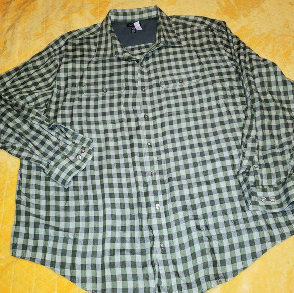 Van Huesen - Picture 3 of 4